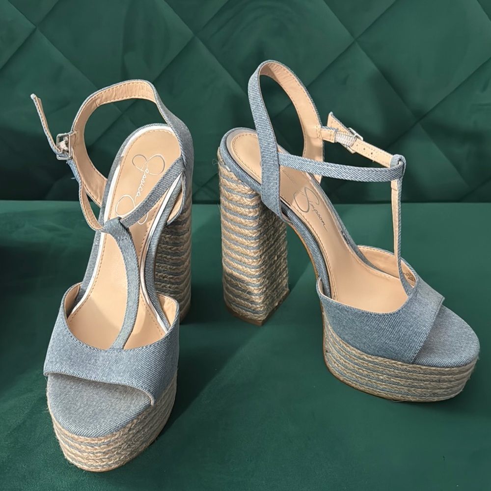 Blue Platform Sandals with T-Strap Design - Picture 1 of 5